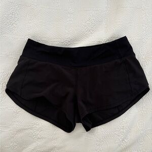 Lululemon speed up low rise shorts
